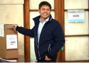 KICILLOF: «HAY QUE VOTAR PENSANDO EN LOS DEMÁS»