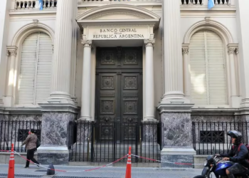 LOS BANCOS NO ESPERAN A MILEI Y DEJARON DE RENOVAR LAS LELIQS