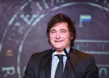 UN DIPUTADO DE LA LIBERTAD AVANZA HABLÓ DE LA POSIBLE PRIVATIZACIÓN DE AEROLÍNEAS ARGENTINAS