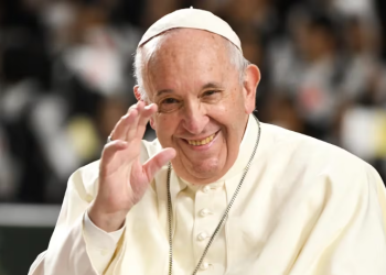 LA CONFERENCIA EPISCOPAL ARGENTINA INVITÓ FORMALMENTE AL PAPA FRANCISCO PARA QUE VISITE EL PAÍS