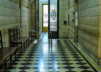 CONDENAN A UN HOMBRE A 7 AÑOS DE PRISIÓN POR ASALTAR A MANO ARMADA A UNA PAREJA