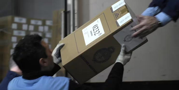 TRAS UN RECLAMO DE LA LIBERTAD AVANZA, LA JUSTICIA AUTORIZÓ AL ESPACIO DE MILEI A ACOMPAÑAR LAS URNAS CUANDO TERMINE EL BALOTAJE