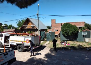 UN LAVADERO SE PRENDIÓ FUEGO EN UNA CASA