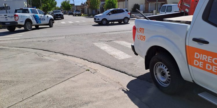 ACCIDENTE ENTRE UNA CICLISTA Y UN AUTO