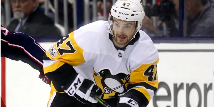 INGLATERRA ANUNCIÓ UN CAMBIO EN LAS REGLAS DEL HOCKEY SOBRE HIELO TRAS LA MUERTE DE ADAM JOHNSON