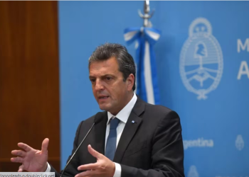 MASSA ASEGURÓ QUE ANALIZARÁ BAJAR RETENCIONES A SOJA, TRIGO Y MAÍZ SI GANA LAS ELECCIONES