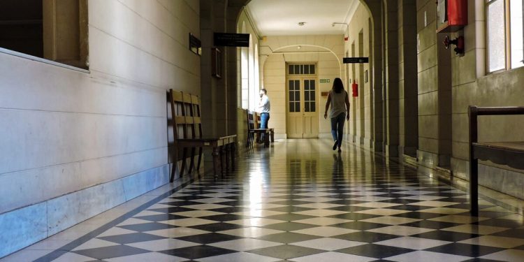 CONDENAN A UN HOMBRE A 3 AÑOS DE PRISIÓN POR HABER TOCADO A SU SOBRINO EN SUS PARTES ÍNTIMAS