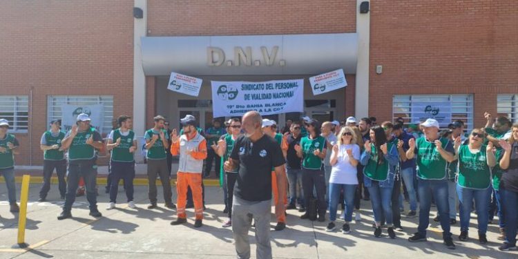 PALOMO: «SI SE PARA LA OBRA PÚBLICA HAREMOS MEDIDAS DE FUERZA PARA CUIDAR LA FUENTE LABORAL»