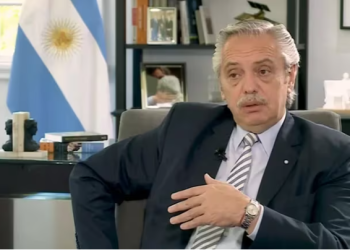 A UNA SEMANA DE QUE ASUMA MILEI, LAS PROVINCIAS LE PIDEN A FERNÁNDEZ PRORROGAR UN PAQUETE DE RECURSOS HASTA 2050