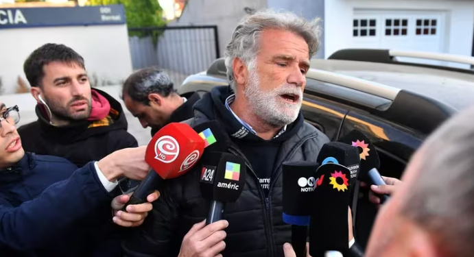 EL TETO MEDINA SE ENCUENTRA AL BORDE DE LA DETENCIÓN TRAS SER PROCESADO POR ABUSO SEXUAL