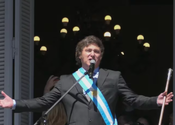 UNA POR UNA, LAS 30 MEDIDAS DE DESREGULACIÓN ECONÓMICA QUE ANUNCIÓ EL PRESIDENTE