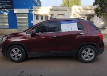 DOS DETENIDOS POR ROBAR EN EL ESTACIONAMIENTO DEL SHOPPING