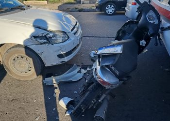 UN CHOQUE EN CADENA TERMINÓ CON UNA MOTOCICLISTA HOSPITALIZADA