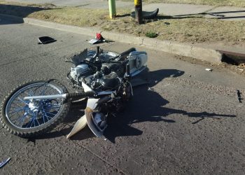 CUATRO ACCIDENTES DE TRÁNSITO EN 10 MINUTOS EN LA CIUDAD