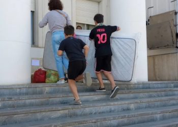 SÁNCHEZ: «HAY SECTORES DE LA CIUDAD DONDE LA AYUDA TODAVÍA NO LLEGÓ»
