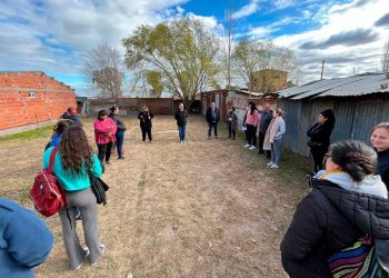 LOUREIRO: «PEDIMOS LONAS, NYLON Y PILETAS PARA PODER AYUDAR A CUBRIR PARTE DE LAS CASAS»