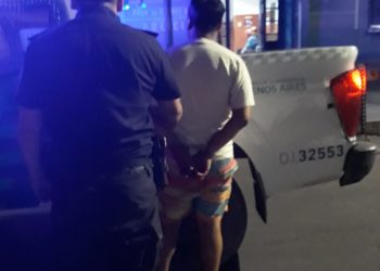 SE QUISO METER EN LA CASA DE SU EX PAREJA Y LO DETUVIERON