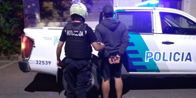 AGREDIÓ A SU PAREJA CON GOLPES DE PUÑO Y FUE APREHENDIDO