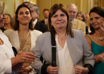 MILEI CONFIRMÓ A BULLRICH COMO MINISTRA DE SEGURIDAD Y A BARRA COMO PROCURADOR DEL TESORO