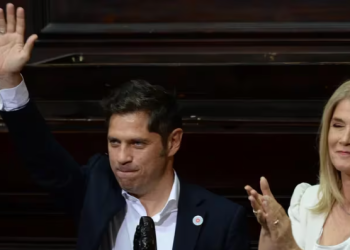 KICILLOF LE PIDIÓ RECURSOS A MILEI, REIVINDICÓ A CRISTINA KIRCHNER Y ENVIÓ SEÑALES PARA LIDERAR LA ETAPA QUE VIENE EN EL PERONISMO