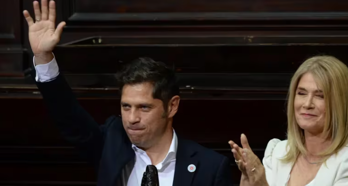 KICILLOF LE PIDIÓ RECURSOS A MILEI, REIVINDICÓ A CRISTINA KIRCHNER Y ENVIÓ SEÑALES PARA LIDERAR LA ETAPA QUE VIENE EN EL PERONISMO
