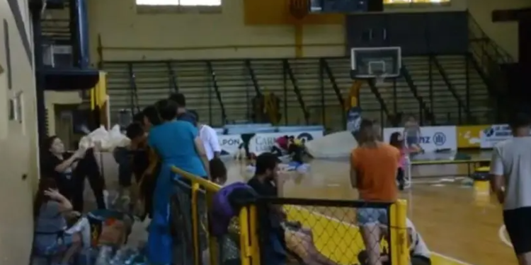 CAMPOS: «TENEMOS 95 PERSONAS QUE DUERMEN EN EL CENTRO DE EVACUADOS»