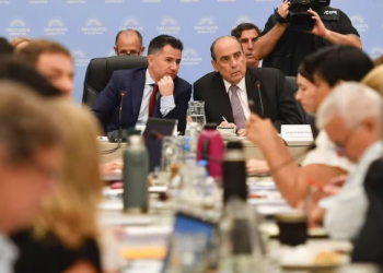 LEY ÓMNIBUS: EL GOBIERNO ASEGURA QUE ESTÁ ABIERTO A UN ACUERDO, PERO LA OPOSICIÓN PRESIONA PARA ARMAR UNA MESA DE NEGOCIACIÓN