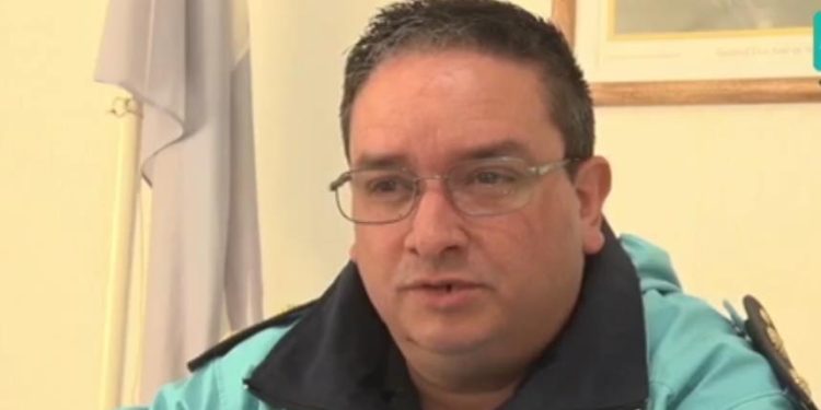 DARNET: «EL HOMBRE AGREDIÓ A LA MUJER DE 88 AÑOS CON SU PROPIO BASTÓN»