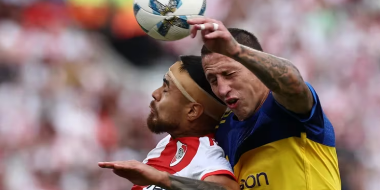 CON GOLES DE SOLARI Y MEDINA, RIVER Y BOCA EMPATARON 1-1 EN EL SUPERCLÁSICO