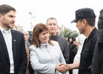 EL MINISTERIO DE SEGURIDAD OFICIALIZÓ LA CONVOCATORIA AL COMITÉ DE CRISIS Y PREPARA LAS PRIMERAS MEDIDAS CONTRA EL NARCOTRÁFICO EN ROSARIO