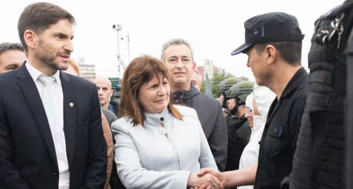 EL MINISTERIO DE SEGURIDAD OFICIALIZÓ LA CONVOCATORIA AL COMITÉ DE CRISIS Y PREPARA LAS PRIMERAS MEDIDAS CONTRA EL NARCOTRÁFICO EN ROSARIO