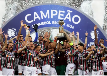 FLUMINENSE LE GANÓ 2-0 A LIGA DE QUITO Y SE CORONÓ CAMPEÓN DE LA RECOPA SUDAMERICANA