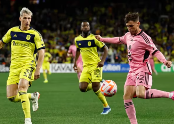 MESSI Y SUÁREZ SALVARON AL INTER MIAMI, QUE EMPATÓ 2-2 CONTRA NASHVILLE