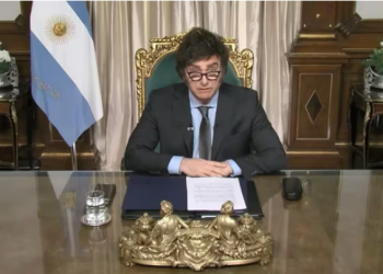 MILEI ECHÓ AL SECRETARIO DE TRABAJO POR LA POLÉMICA CON LOS SUELDOS DEL GABINETE