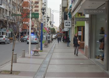 COMPORTAMIENTO COMERCIAL PARA SEMANA SANTA Y FERIADOS DE 1 Y 2 DE ABRIL