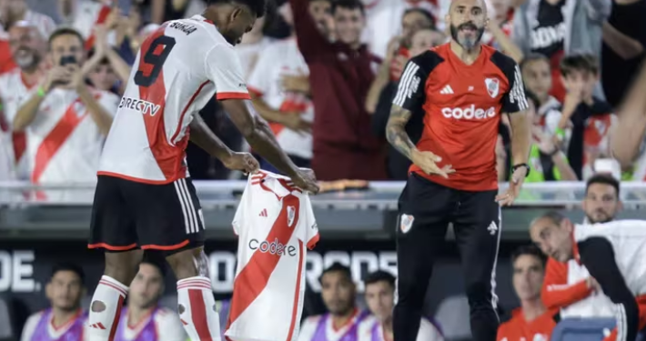 CON DOS GOLES DE BORJA, RIVER PLATE 2-0 A INDEPENDIENTE RIVADAVIA