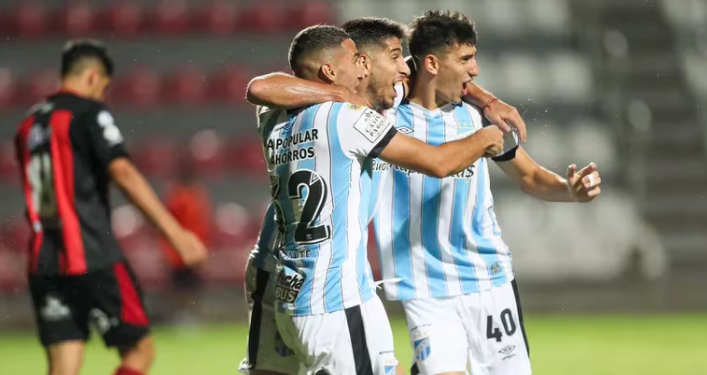 ATLÉTICO TUCUMÁN GOLEÓ 4-0 A DEFENSORES DE BELGRANO EN LA COPA ARGENTINA
