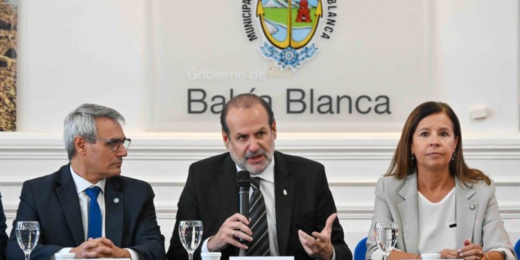 VEGA: «NOS PARECIÓ UN CONVENIO IMPORTANTE DE CARA AL BICENTENARIO DE LA CIUDAD»