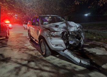 ALCOHOLIZADO CHOCÓ CONTRA UN ÁRBOL