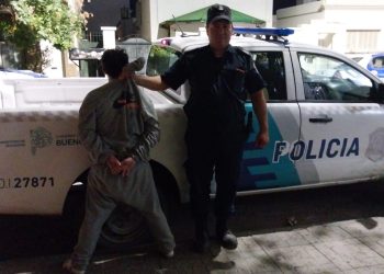 ATACÓ CON PIEDRAS UN COMERCIO PORQUE NO LE VENDIERON ALCOHOL