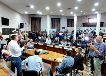 DE BARRENECHEA: «BARRIONUEVO POR LO MENOS DIO LA CARA, EL COBARDE DE ALONSO SE ESCONDIÓ ATRÁS MIO»