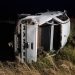 UNA CAMIONETA HIZO UNA MALA MANIOBRA Y TERMINÓ VOLCANDO