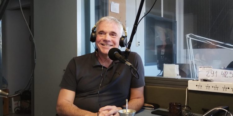 GUSTAVO SGRILLI: «UN TERCIO DE NUESTRA VIDA NOS LA PASAMOS DURMIENDO»