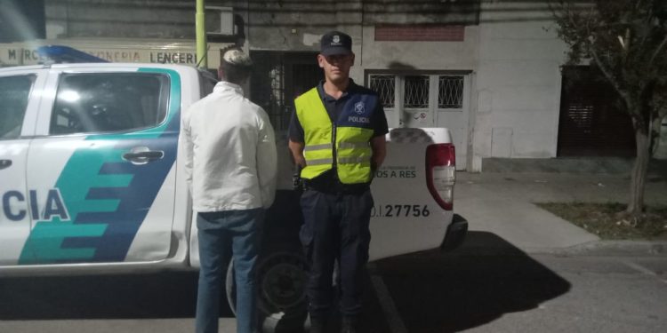 DOS PERSONAS CON PEDIDO DE CAPTURA FUERON APREHENDIDOS