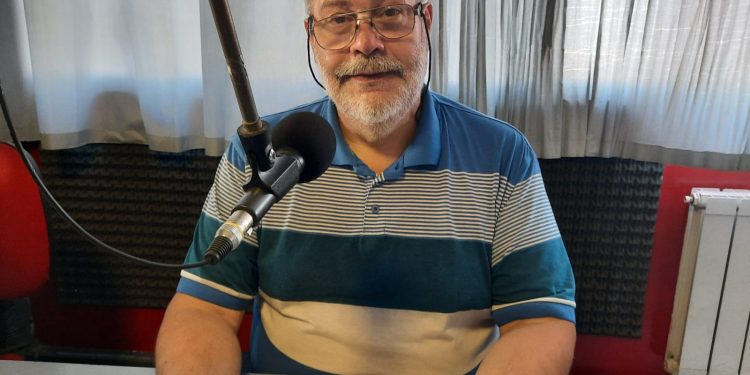 PADRE MARTÍNEZ: «LA PASCUA ES UNA EXPERIENCIA HUMANA QUE HAY QUE AFRONTARLA CON CORAJE»