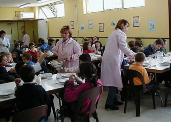 LOS FONDOS PARA LOS COMEDORES ESCOLARES PASARÁN A SER ADMINISTRADOS POR LA SECRETARÍA DE EDUCACIÓN