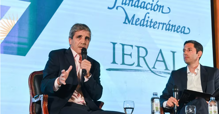 LUIS CAPUTO DEFENDIÓ EL PRECIO DEL DÓLAR Y DESCARTÓ UNA NUEVA DEVALUACIÓN