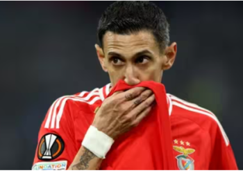 DI MARÍA FUE HOSTIGADO EN FRANCIA, ERRÓ UN PENAL Y EL BENFICA FUE ELIMINADO DE LA EUROPA LEAGUE