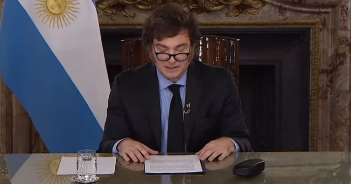 MILEI ANUNCIÓ UN SUPERÁVIT FISCAL DEL 0,2% EN EL PRIMER TRIMESTRE DEL AÑO