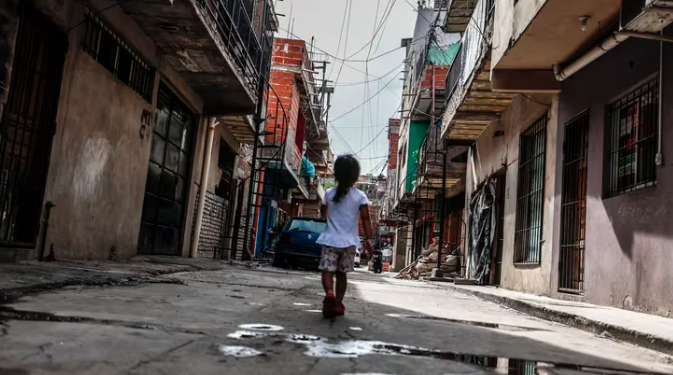 LA ARGENTINA SUMÓ 3,2 MILLONES DE NUEVOS POBRES EN EL PRIMER TRIMESTRE DEL AÑO